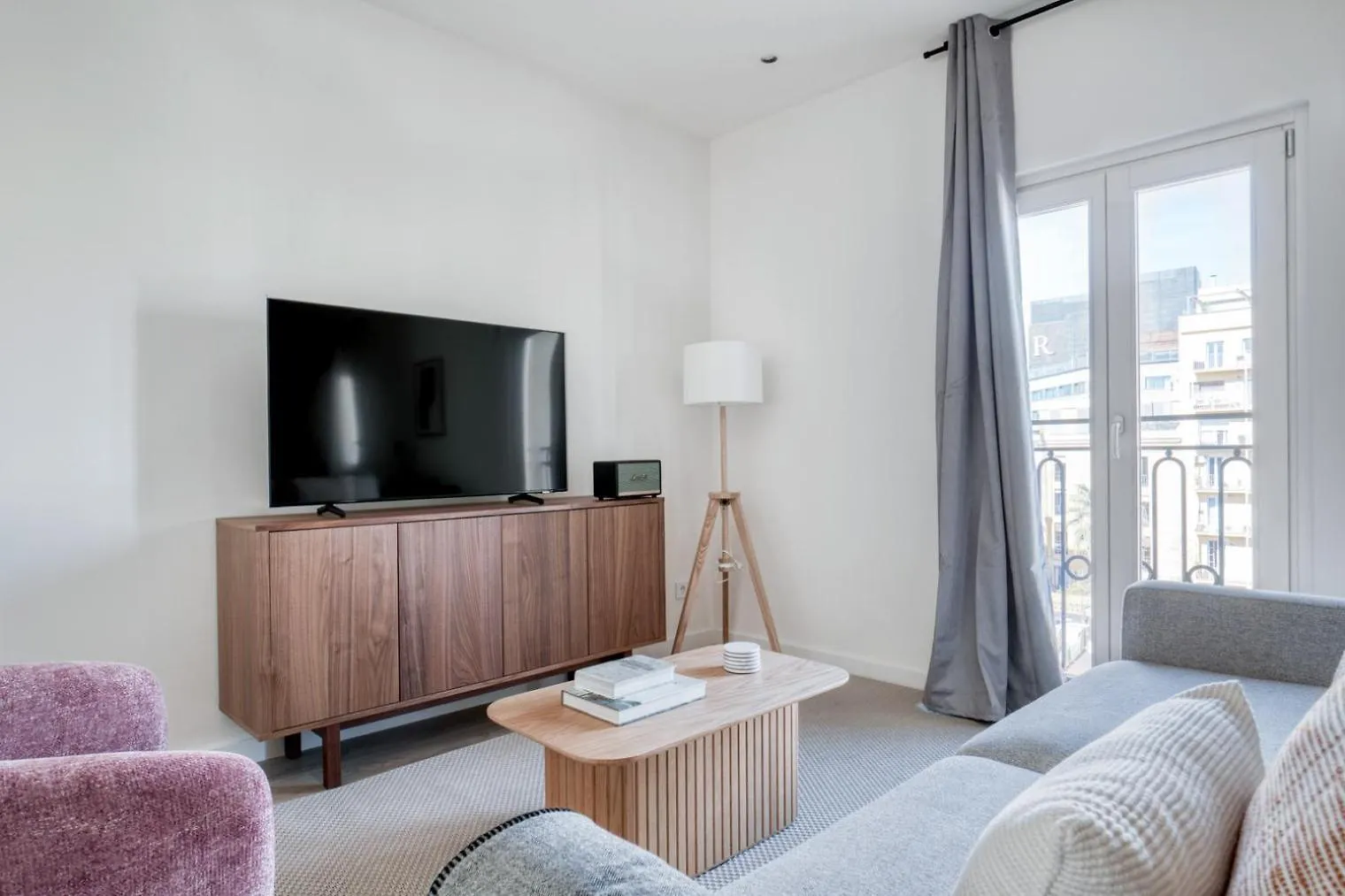Renovated La Dreta De Leixample 1Br W Balcony Bcn-89 Apartment Barcelona