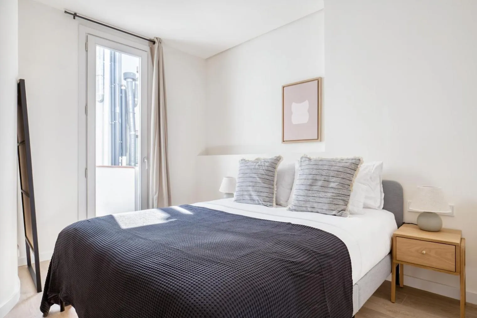 Apartament Renovated La Dreta De Leixample 1Br W Balcony Bcn-89 Barcelona Hiszpania